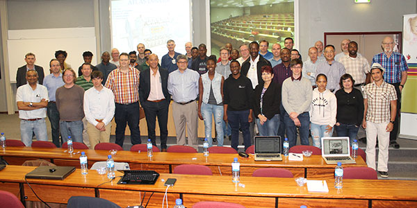 A group of students, scientists and industry who attended the ATLAS Tile Calorimeter Upgrade week