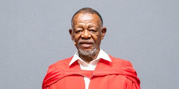 Mongane Wally Serote, poet laureate, delivered the keynote address at the Wits Faculty of Health Sciences graduation ceremony on 7 December 2018