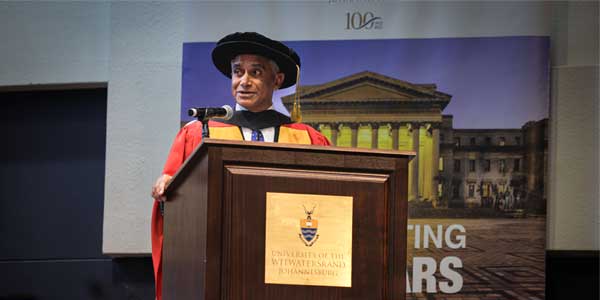 Suresh Kana awarded an honorary doctorate